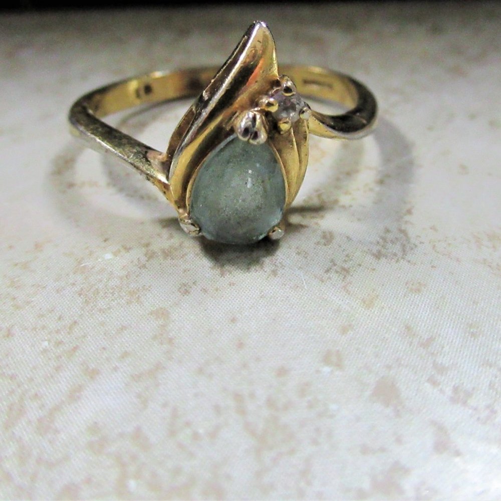Ladies size 9 ring